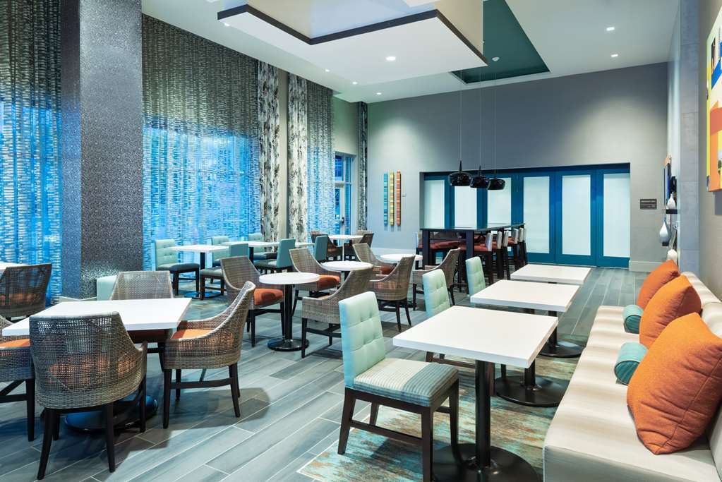 Hampton Inn & Suites Atlanta Buckhead Place Restaurant foto